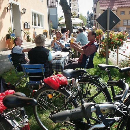 Gasthof Zur Post Hotel Und Parkplatz Vohenstrauss Exterior photo