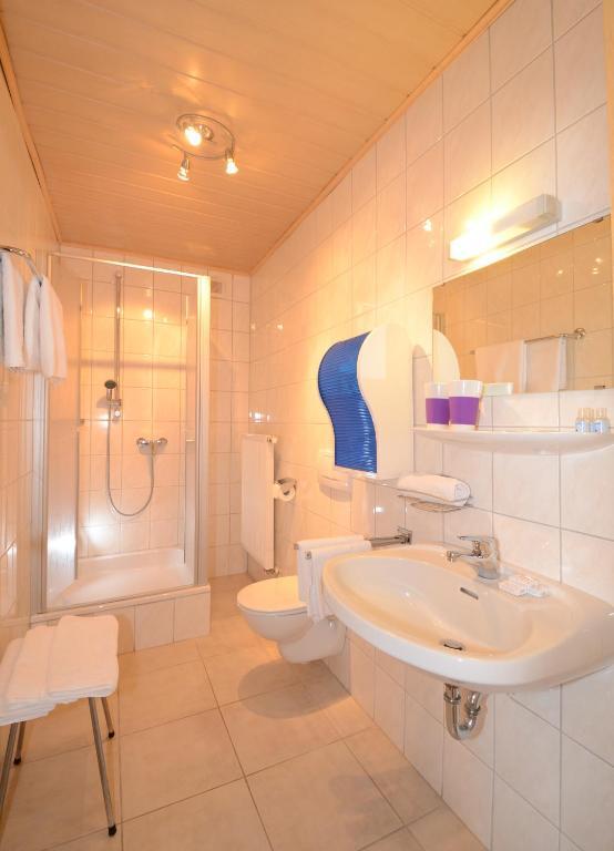 Gasthof Zur Post Hotel Und Parkplatz Vohenstrauss Room photo