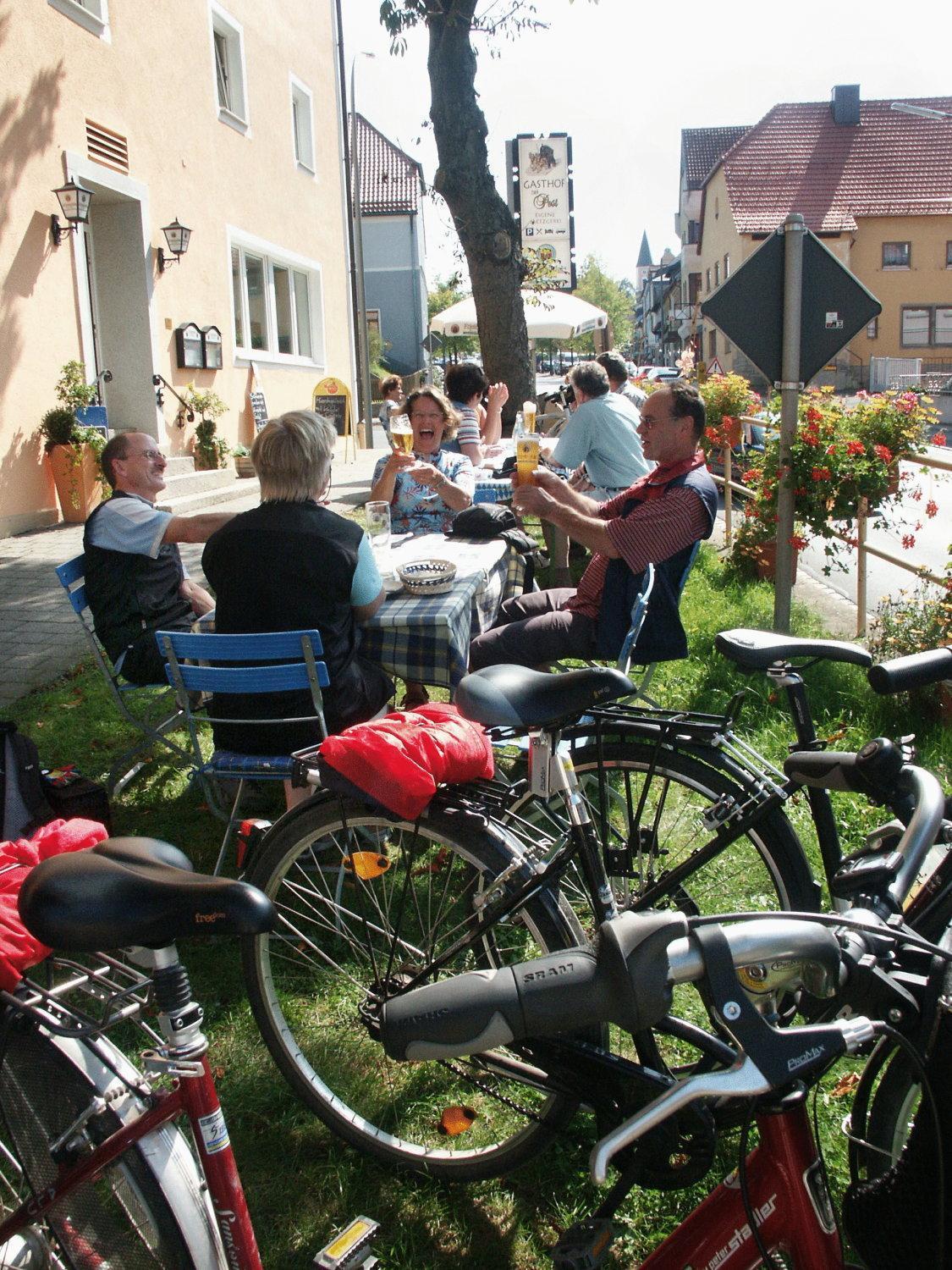 Gasthof Zur Post Hotel Und Parkplatz Vohenstrauss Exterior photo
